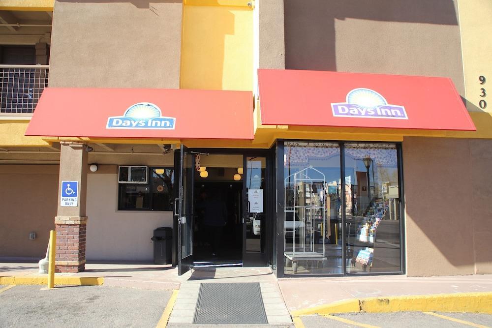 Days Inn By Wyndham Denver Downtown Екстер'єр фото