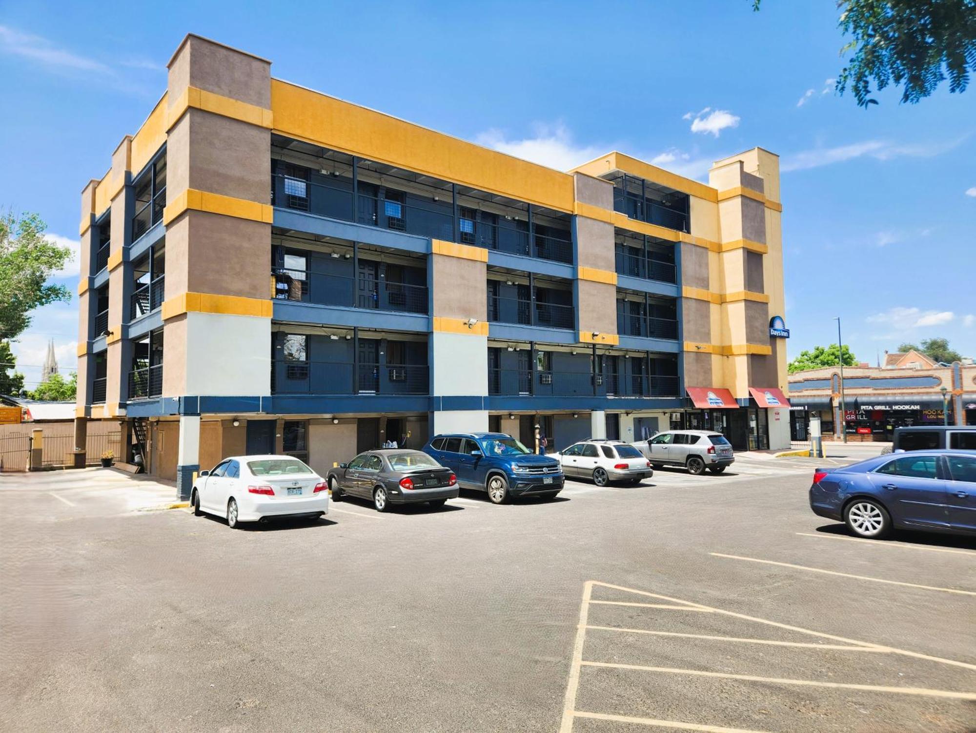 Days Inn By Wyndham Denver Downtown Екстер'єр фото