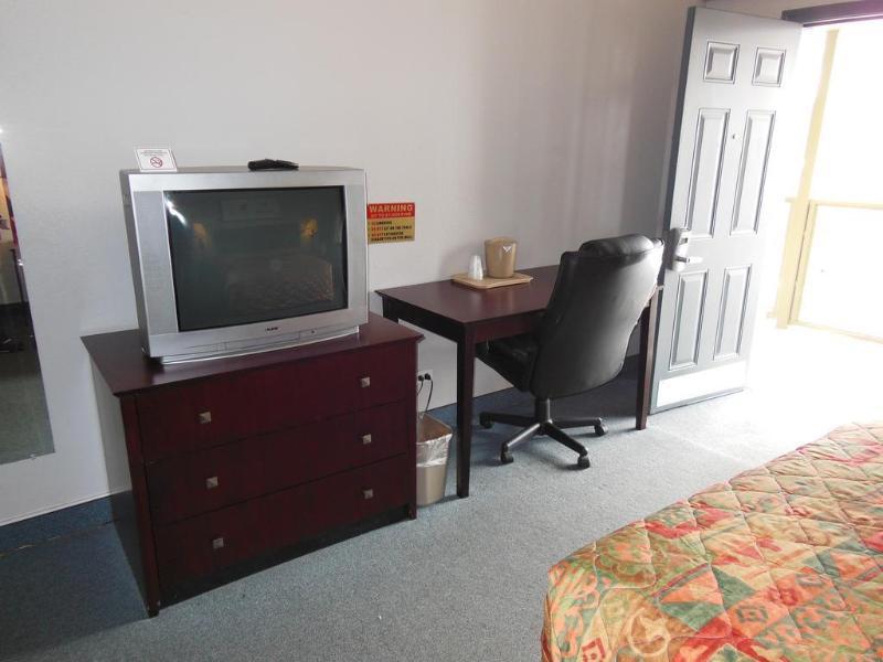 Days Inn By Wyndham Denver Downtown Екстер'єр фото